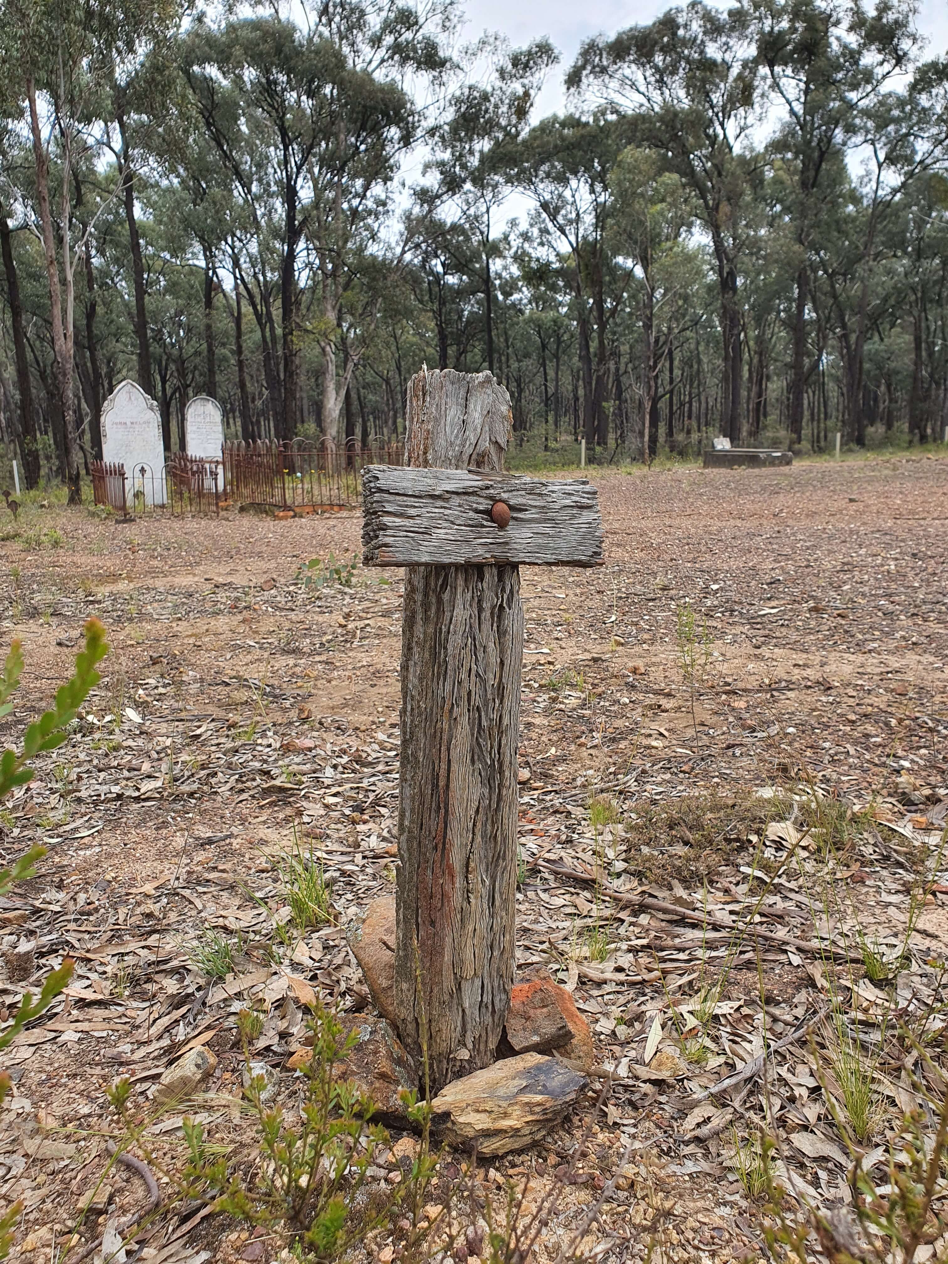 Whroo Cemetery - A simple tribute to whom?